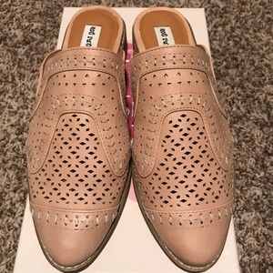 Mules- Not Rated- Piyal